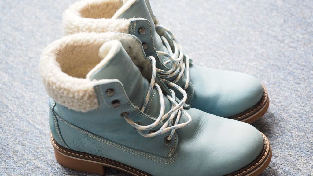Women’s-Winter-Boots-on-AmericasBestBlog