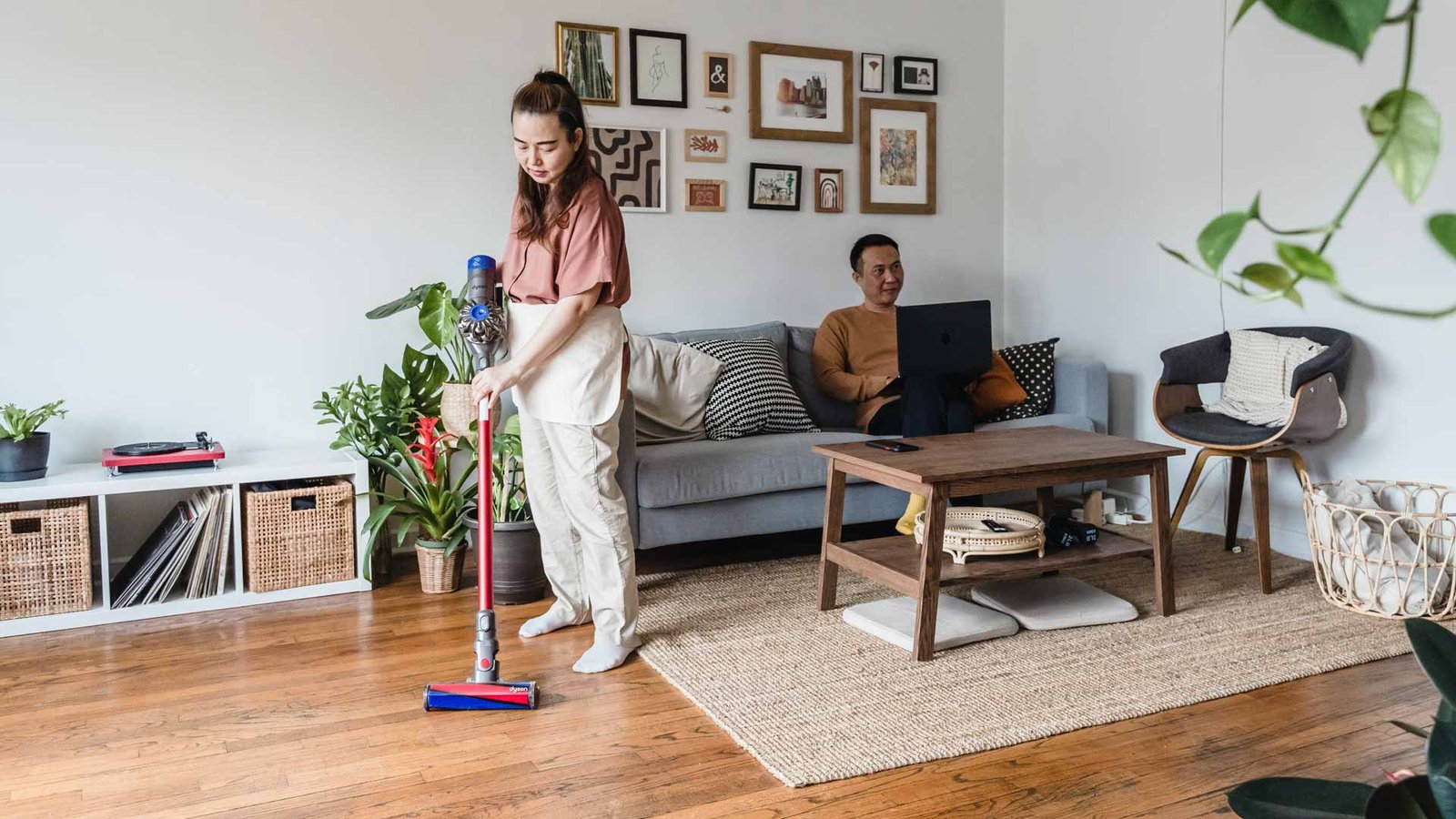 What You Need to Know About House Cleaning Services?